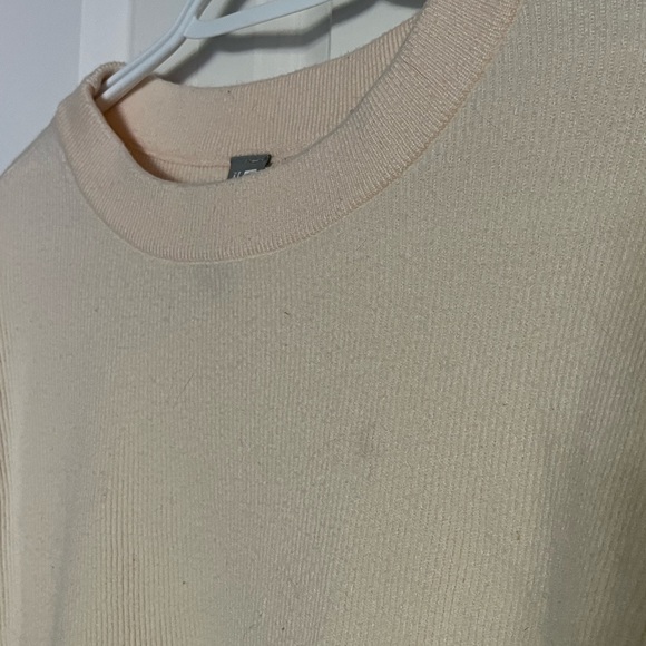 FWD sweater - Picture 2 of 6